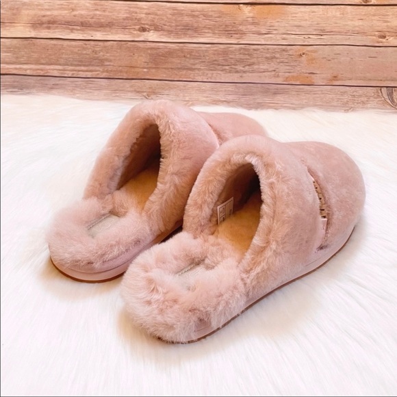 UGG Dalla UGG Metal Graphic Slippers In Quartz - Picture 3 of 8